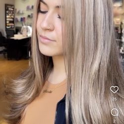 Visage Salon - Baby lights by Dinora

(530) 315-1981