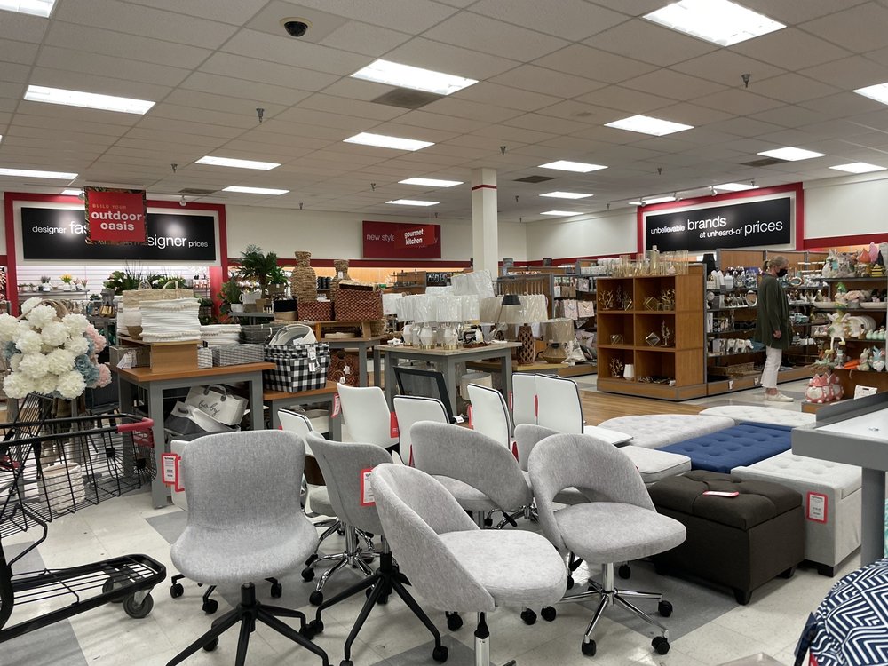 TJ MAXX - 94 Photos & 110 Reviews - 472 Center St, Moraga, CA - Yelp