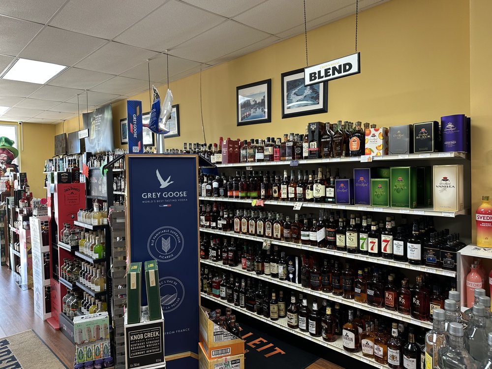 TPC LIQUORS Updated September 2024 13 Photos 11905 SC707