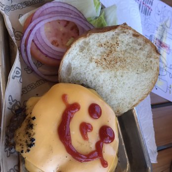 Superburger - This place is great! Delicious food. Fun atmosphere. Something for everyone!! - American Near Me - Windsor, California Superburger - This place is great! Delicious food. Fun atmosphere. Something for everyone!! - American Near Me - Windsor, California