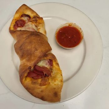 Pizza Run - Pepperoni rolls - Pizza Near Me - Saddle Brook, New Jersey Pizza Run - Pepperoni rolls - Pizza Near Me - Saddle Brook, New Jersey