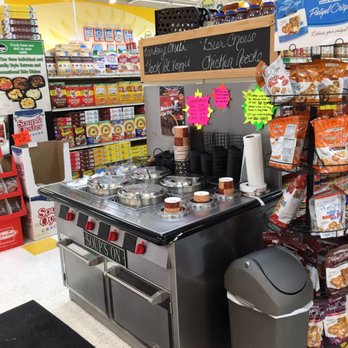 Hollywood Markets - Hot soup station - Grocery Near Me - Royal Oak, Michigan Hollywood Markets - Hot soup station - Grocery Near Me - Royal Oak, Michigan