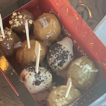 Papa Chocolate - Desserts Near Me - Worth, Illinois