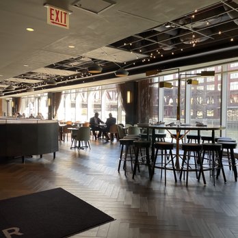 Porter Kitchen & Deck - New American Near Me - Chicago, Illinois Porter Kitchen & Deck - New American Near Me - Chicago, Illinois