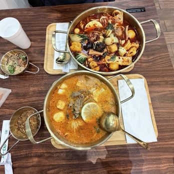 Mala Town - Set with Tom Yum Soup Base 冬阴功汤底套餐 (Mild Spicy) - Chinese Near Me - Boston, Massachusetts Mala Town - Set with Tom Yum Soup Base 冬阴功汤底套餐 (Mild Spicy) - Chinese Near Me - Boston, Massachusetts