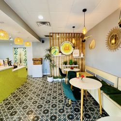 Jus Bar - Interior