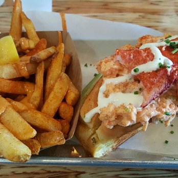 Slapfish - Lobster grinder with regular fries - Seafood Near Me - Lehi, Utah Slapfish - Lobster grinder with regular fries - Seafood Near Me - Lehi, Utah
