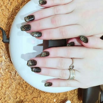 Nails Queen - Nail Salons Near Me - Toronto, Ontario