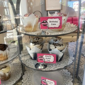 Smallcakes - Cupcakes - Cupcakes Near Me - Newport News, Virginia Smallcakes - Cupcakes - Cupcakes Near Me - Newport News, Virginia