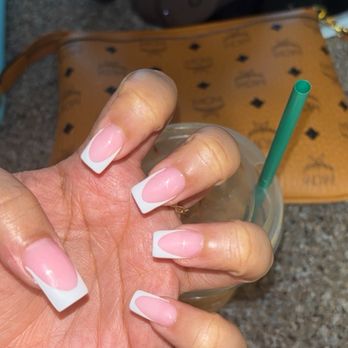 CreméLux Nail Spa - Nail Salons Near Me - Baltimore, Maryland CreméLux Nail Spa - Nail Salons Near Me - Baltimore, Maryland
