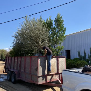 Garcia Lawn Care Service - Pick up and delivery. - Landscaping Near Me