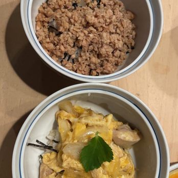 Torishin - Top: Soboro Don (Ground chicken over rice) Bottom: Oyako Dan (chicken thigh and egg over rice) - Japanese Near Me - New York, New York Torishin - Top: Soboro Don (Ground chicken over rice) Bottom: Oyako Dan (chicken thigh and egg over rice) - Japanese Near Me - New York, New York