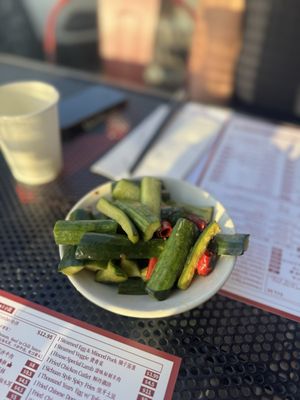 Mian Sichuan Noodles (Santa Clara) 滋味小麵 by null