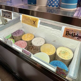 Shy Giant Frozen Yogurt - Ice Cream - Ice Cream & Frozen Yogurt Near Me - Seattle, Washington Shy Giant Frozen Yogurt - Ice Cream - Ice Cream & Frozen Yogurt Near Me - Seattle, Washington