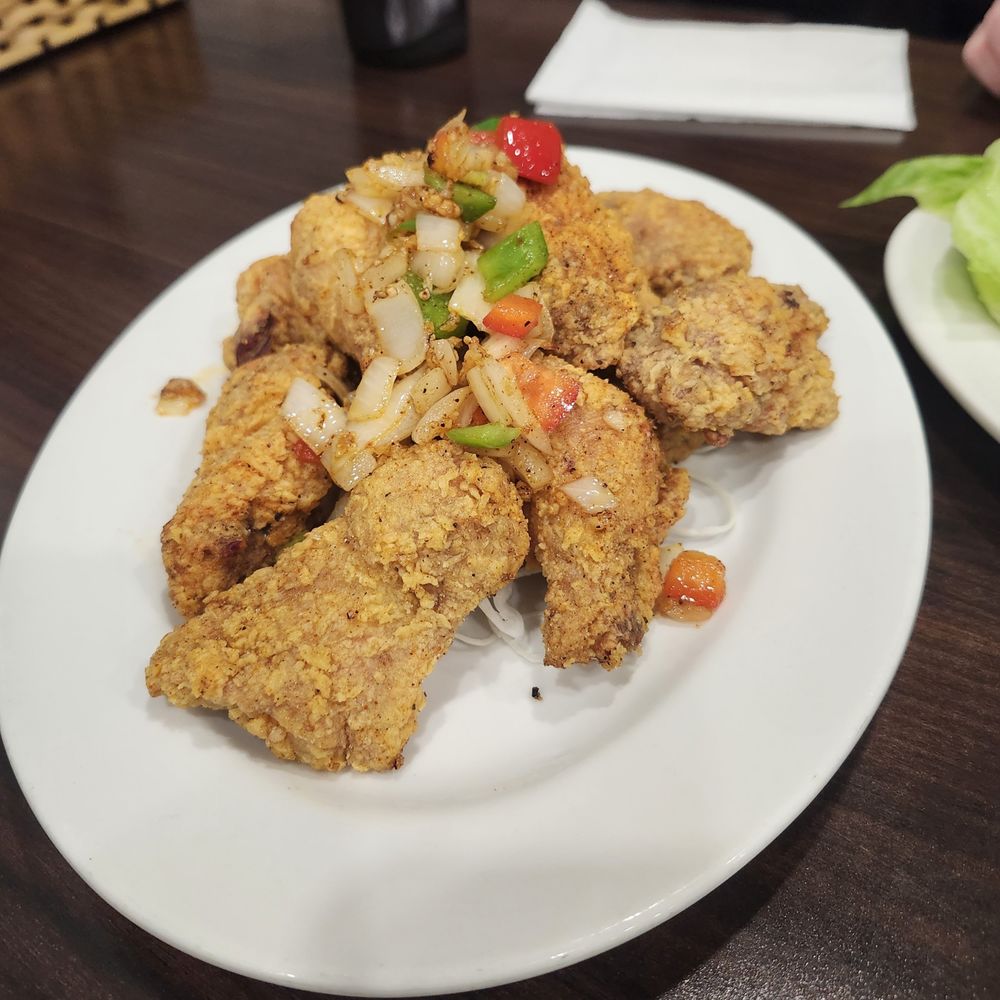 Co Do Hue - Vietnamese Near Me - Edmonton, Alberta Co Do Hue - Vietnamese Near Me - Edmonton, Alberta