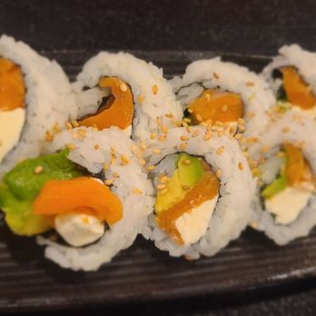 Hinata Sushi  - Philly roll - Sushi Bars Near Me - Lemon Grove, California