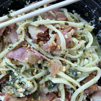 Mio Pastalogy - Bacon NOT crispy, mushy noodles. Salty, Salty, Salty to make up for "no taste". - Italian Near Me - Honolulu, Hawaii Mio Pastalogy - Bacon NOT crispy, mushy noodles. Salty, Salty, Salty to make up for "no taste". - Italian Near Me - Honolulu, Hawaii