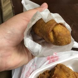 Hong Kong Chinese Restaurant - Egg roll