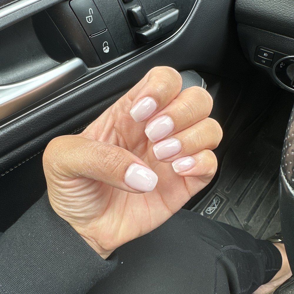 Soho Nail Bar - My left hand of once again not the same length or shape. And not the square round shape I asked for. - Nail Salons Near Me - Scottsdale, Arizona Soho Nail Bar - My left hand of once again not the same length or shape. And not the square round shape I asked for. - Nail Salons Near Me - Scottsdale, Arizona