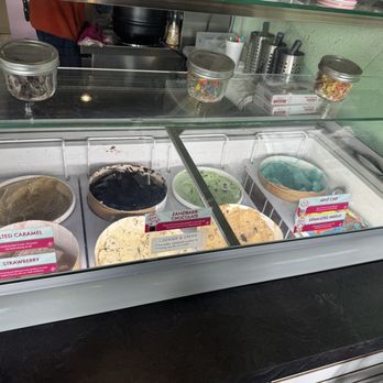 Ice Shantea - Ice cream is good - Ice Cream & Frozen Yogurt Near Me - Milton, Wisconsin