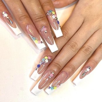Azalea Nails - Eyelash Service Near Me - Delta, British Columbia
