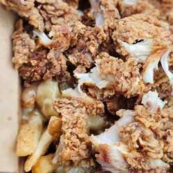 Burgers On Fleek - Chicken Poutine https://www.instagram.com/the.wanderin.foodie/