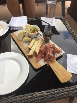 Gusto RistoBar by null