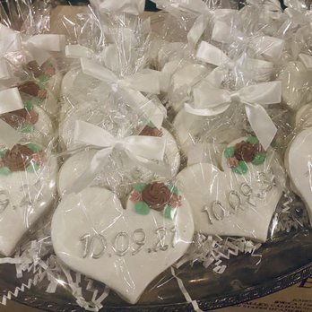 V's Cake Pop Shop - Wedding Date - Custom Cakes Near Me V's Cake Pop Shop - Wedding Date - Custom Cakes Near Me