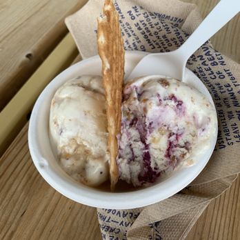 Jeni's Splendid Ice Creams - 1 scoop of almond brittle and a scoop of boysenberry cobbler. These scoops were tiny. - Ice Cream & Frozen Yogurt Near Me - Durham, North Carolina Jeni's Splendid Ice Creams - 1 scoop of almond brittle and a scoop of boysenberry cobbler. These scoops were tiny. - Ice Cream & Frozen Yogurt Near Me - Durham, North Carolina