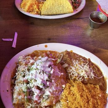 Tijuana Taxi Co - Combo platter w/ churassco and enchilada platter - Tex-Mex Near Me - Davie, Florida Tijuana Taxi Co - Combo platter w/ churassco and enchilada platter - Tex-Mex Near Me - Davie, Florida