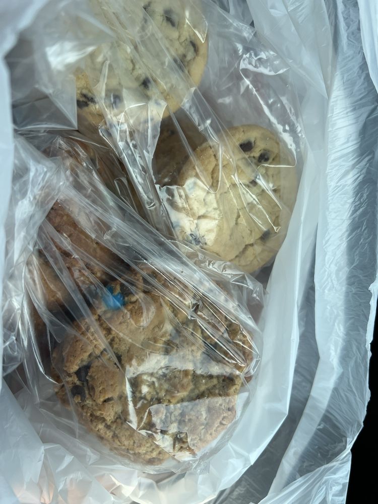 H & H Bakery & Restaurant of Augres Logo