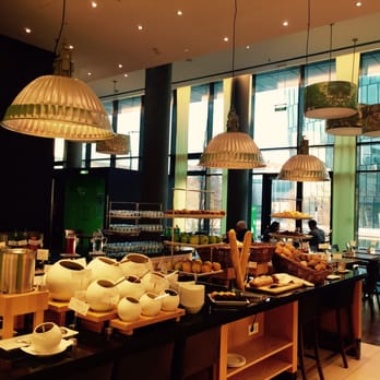 Courtyard by Marriott Vienna Prater/Messe - Frühstücksbereich - Hotels Near Me - Vienna, 9 Courtyard by Marriott Vienna Prater/Messe - Frühstücksbereich - Hotels Near Me - Vienna, 9