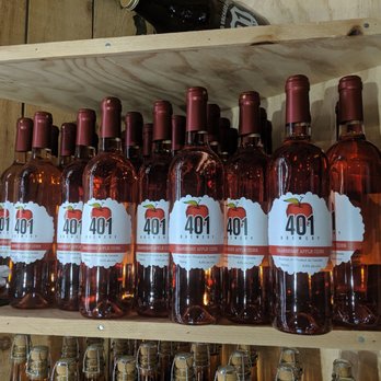 401 Cider Brewery - Cranberry apple cider - Cideries Near Me - Colborne, Ontario