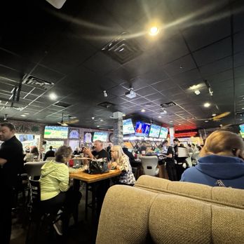 Johnny Mac's Restaurant & Bar - Pizza Near Me - Henderson, Nevada