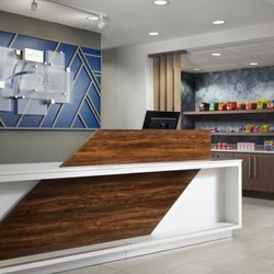 Holiday Inn Express & Suites Peru - LaSalle Area