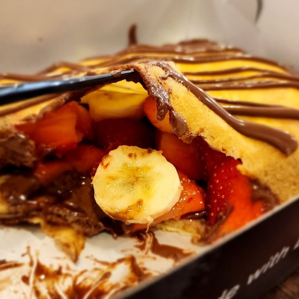 Leyra Chocolate - Strawberry Banana Crepe - Amazing! - Desserts Near Me - Cliffside Park , New Jersey Leyra Chocolate - Strawberry Banana Crepe - Amazing! - Desserts Near Me - Cliffside Park , New Jersey
