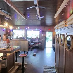 Tinker Taco - Dining room