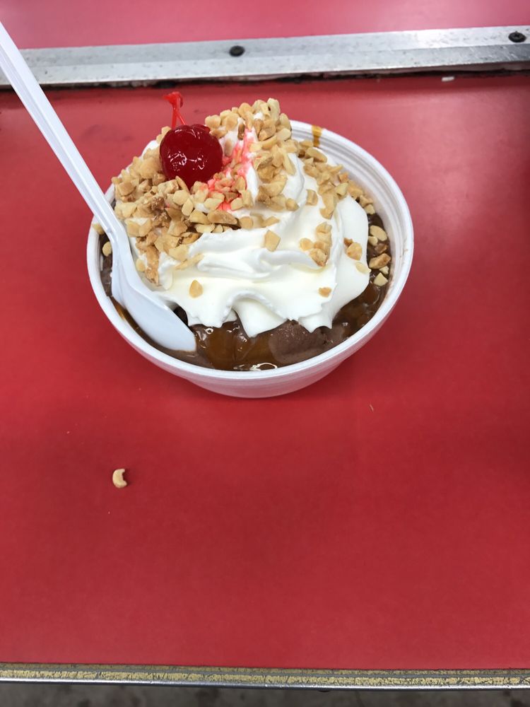 KATIE’S KORNER 10 Photos & 15 Reviews 1380 S Center St Ext, Grove