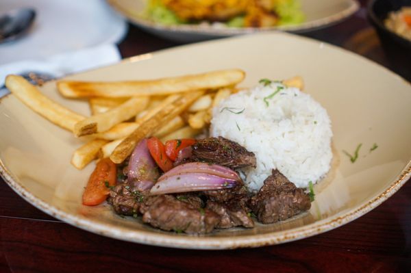 Señor Carbón Peruvian Cuisine by null