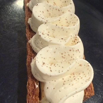 Harrods Food Hall - Cheese Shops Near Me - London, XGL