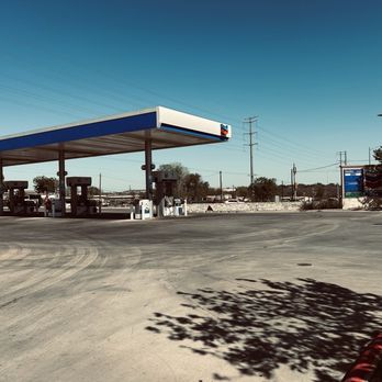 Chevron - Gas Stations Near Me - Austin, Texas