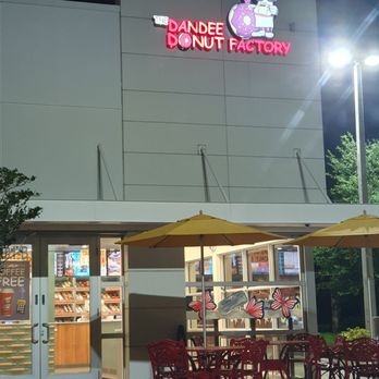 Dandee Donut Factory - Exterior - Donuts Near Me - Margate, Florida