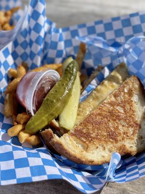 Riverside Fish n' Chips by null