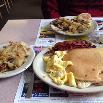 Good Wil's Restaurant - a breakfast of pancakes, eggs, bacon, and hash browns - American Near Me - Milton, Pennsylvania