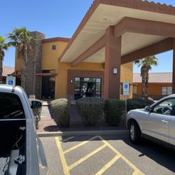 Oasis Pavilion Nursing and Rehabilitation Center - Front entrance