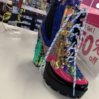 Madrag - Women's Clothing Near Me - Southaven, Mississippi