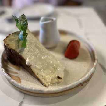 Mia Restaurant & Bar - Cheesecake - Italian Near Me - Roseville, California
