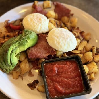 The Warming Hut - Hash - New American Near Me - Mammoth Lakes, California The Warming Hut - Hash - New American Near Me - Mammoth Lakes, California