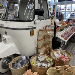 Lina’s Italian Supermercato