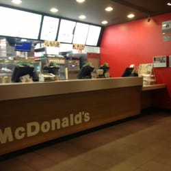McDonalds - Front desk